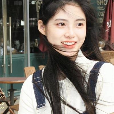 厕所的圣母像海报